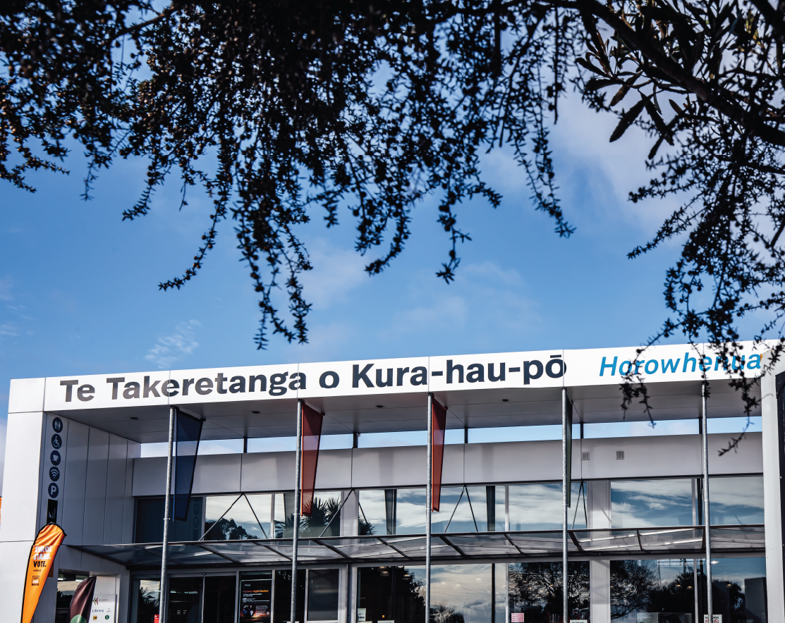 Outside of Te Takeretanga o Kura-hau-pō.